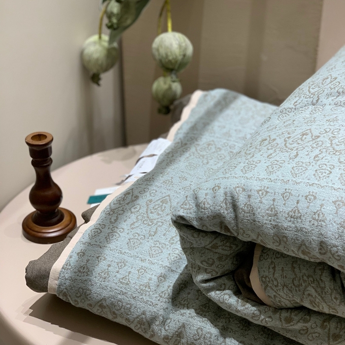91家纺网 家纺一手货源 找家纺 汇庭 2025秋冬新款·色织大提花春秋被系列 艾比斯蓝