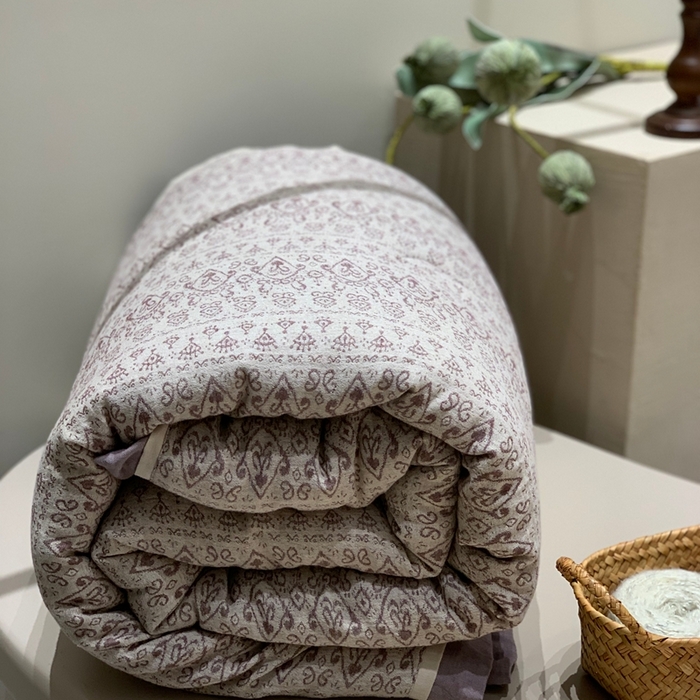 91家纺网 家纺一手货源 找家纺 汇庭 2025秋冬新款·色织大提花春秋被系列 艾比斯紫