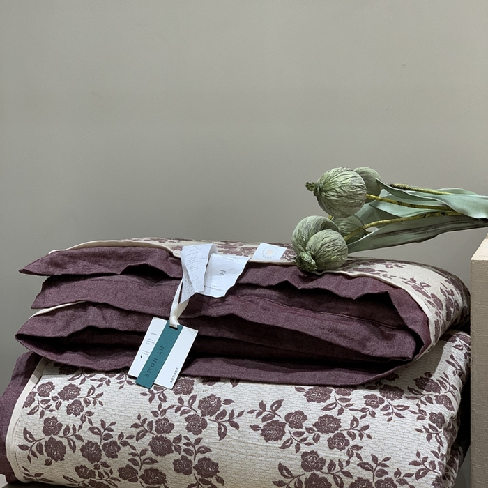 91家纺网 家纺一手货源 找家纺 汇庭 2025秋冬新款·色织大提花春秋被系列 玫瑰之约紫红