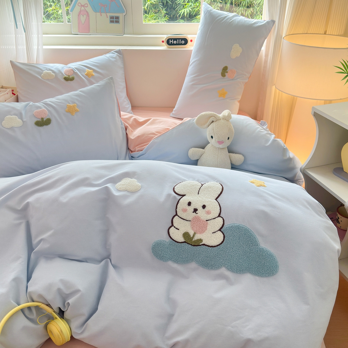 91家纺网 家纺一手货源 找家纺 锦觅 2025秋冬新款A类纯色小清新全棉磨毛绣花保暖四件套-第二批 可爱小兔