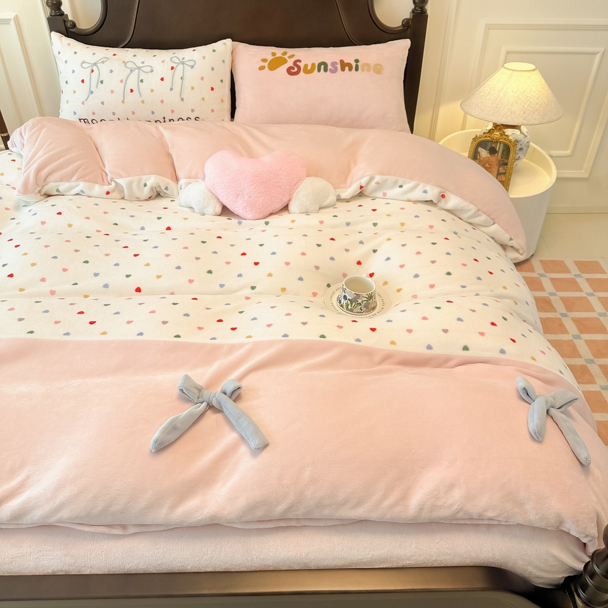 91家纺网 家纺一手货源 找家纺 （总）子钦家纺 2025秋冬新款复古宫廷风加厚牛奶绒蝴蝶结款毛巾绣四件套