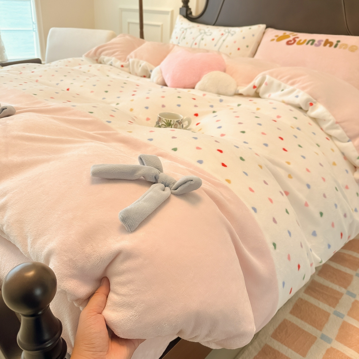 91家纺网 家纺一手货源 找家纺 （总）子钦家纺 2025秋冬新款复古宫廷风加厚牛奶绒蝴蝶结款毛巾绣四件套