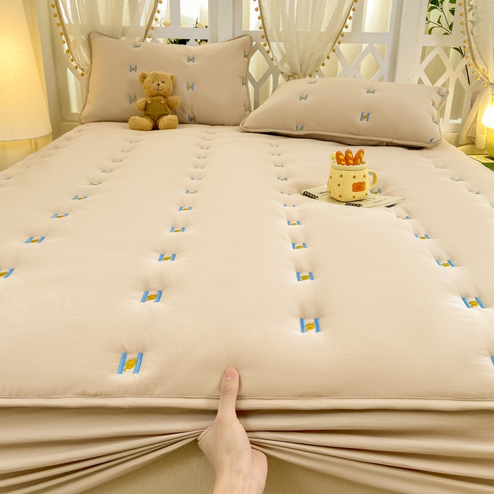 91家纺网 家纺一手货源 找家纺 安逸恋 2025新款简约新疆棉花单床笠床笠单件单品床笠 卡其