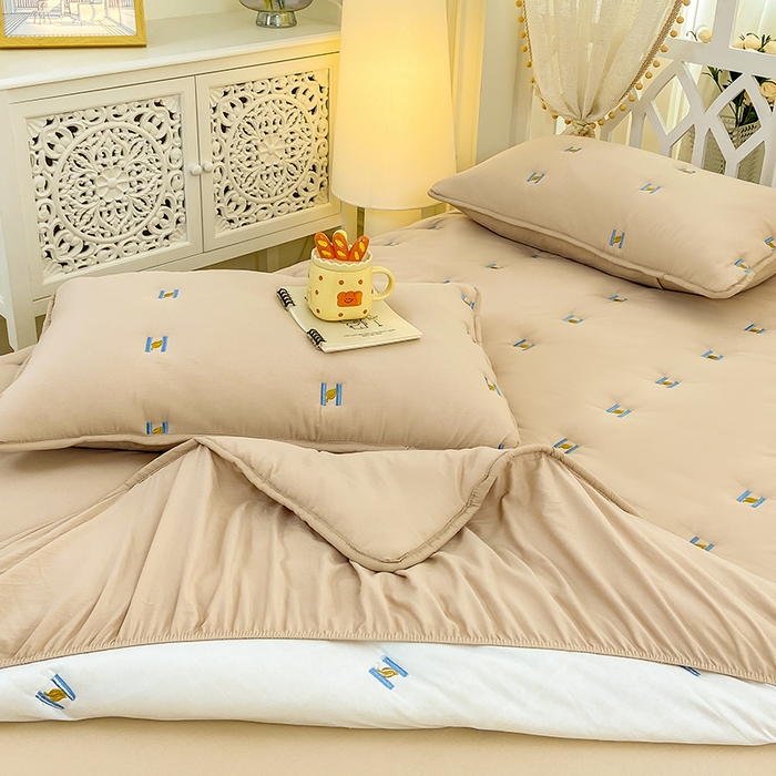 91家纺网 家纺一手货源 找家纺 安逸恋 2025新款简约新疆棉花单床笠床笠单件单品床笠 卡其