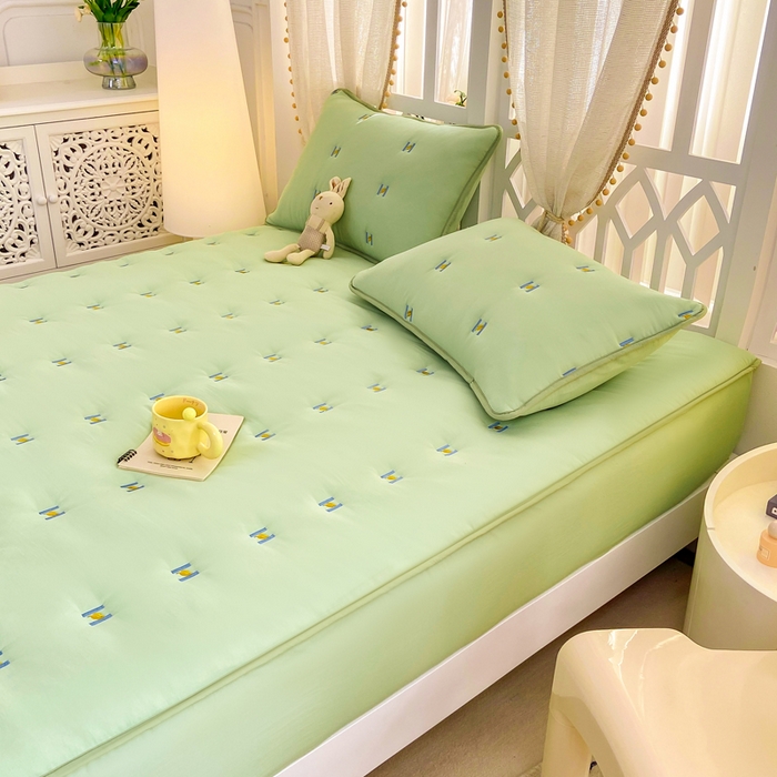 91家纺网 家纺一手货源 找家纺 安逸恋 2025新款简约新疆棉花单床笠床笠单件单品床笠 果绿