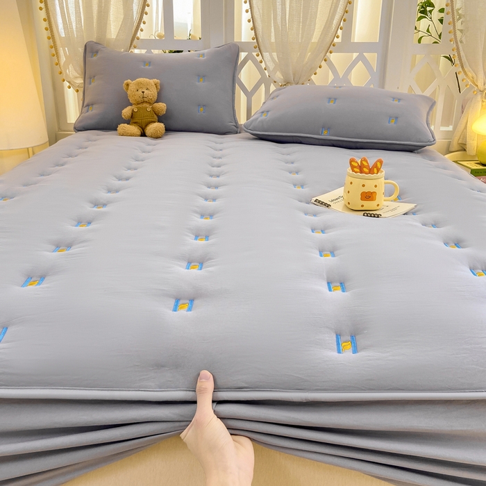 91家纺网 家纺一手货源 找家纺 安逸恋 2025新款简约新疆棉花单床笠床笠单件单品床笠 烟灰