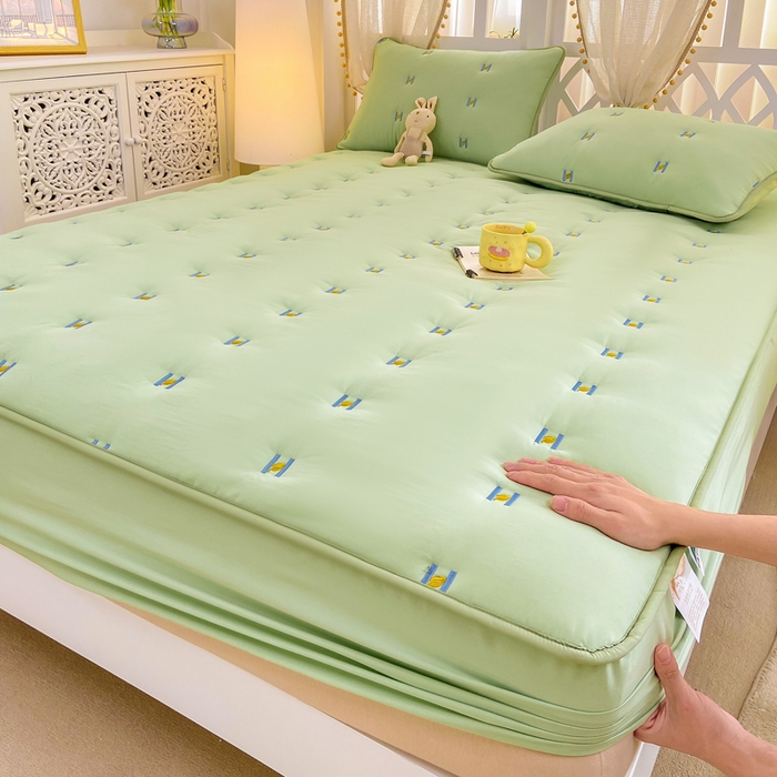 91家纺网 家纺一手货源 找家纺 安逸恋 2025新款简约新疆棉花单床笠床笠单件单品床笠 果绿