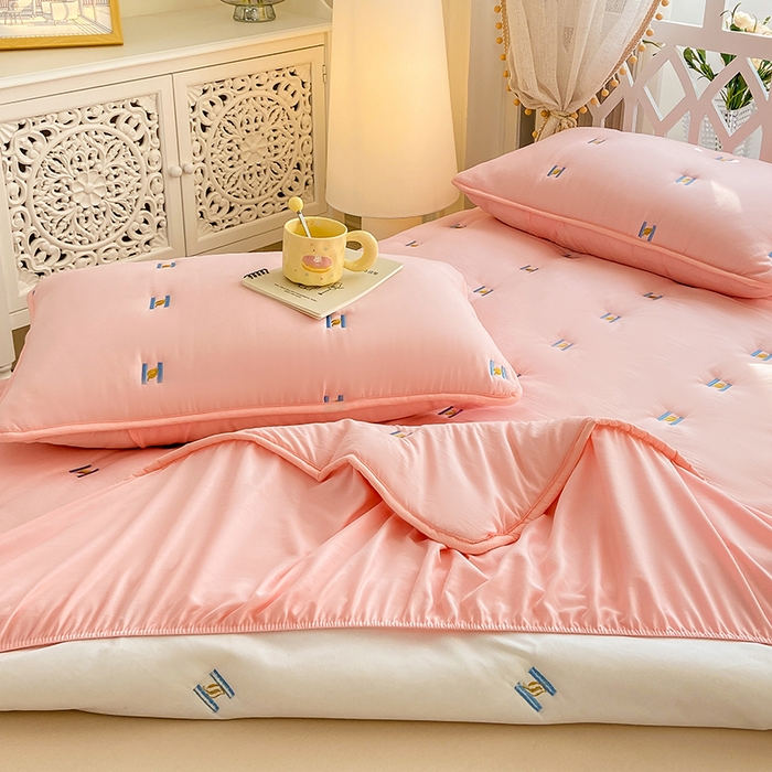 91家纺网 家纺一手货源 找家纺 安逸恋 2025新款简约新疆棉花单床笠床笠单件单品床笠 玉色