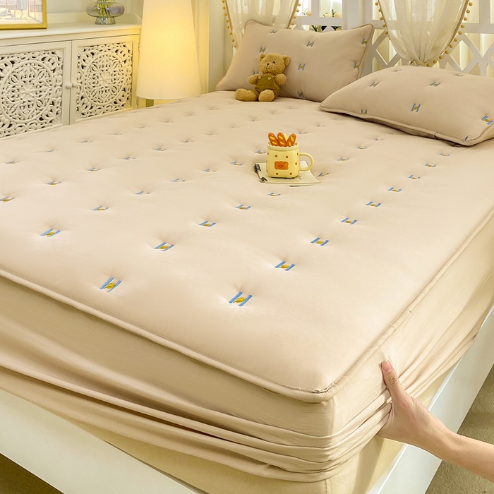 91家纺网 家纺一手货源 找家纺 安逸恋 2025新款简约新疆棉花单床笠床笠单件单品床笠 卡其