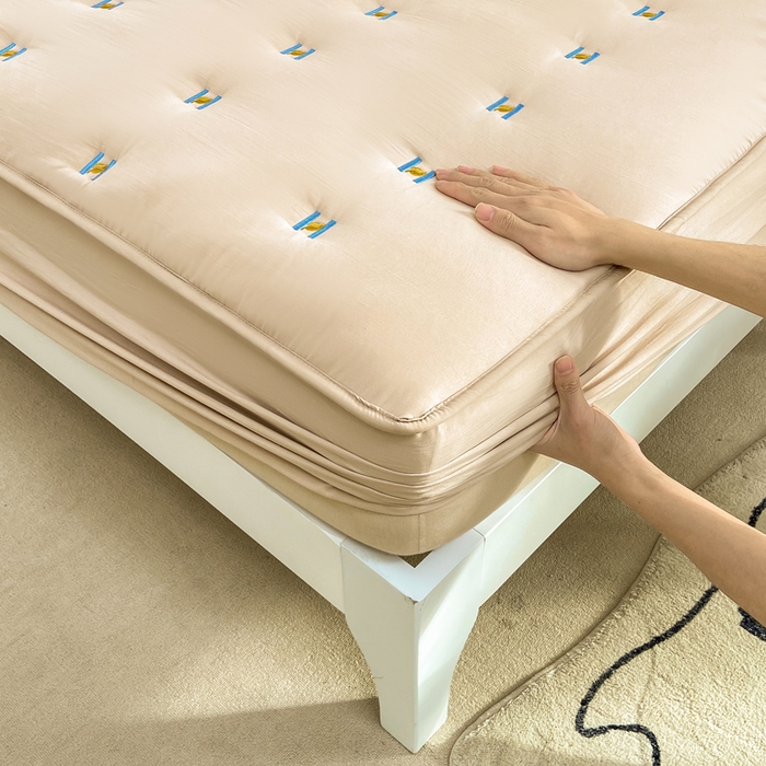 91家纺网 家纺一手货源 找家纺 安逸恋 2025新款简约新疆棉花单床笠床笠单件单品床笠 卡其