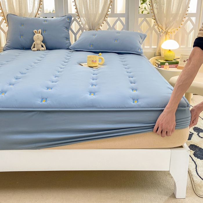 91家纺网 家纺一手货源 找家纺 安逸恋 2025新款简约新疆棉花单床笠床笠单件单品床笠 深蓝