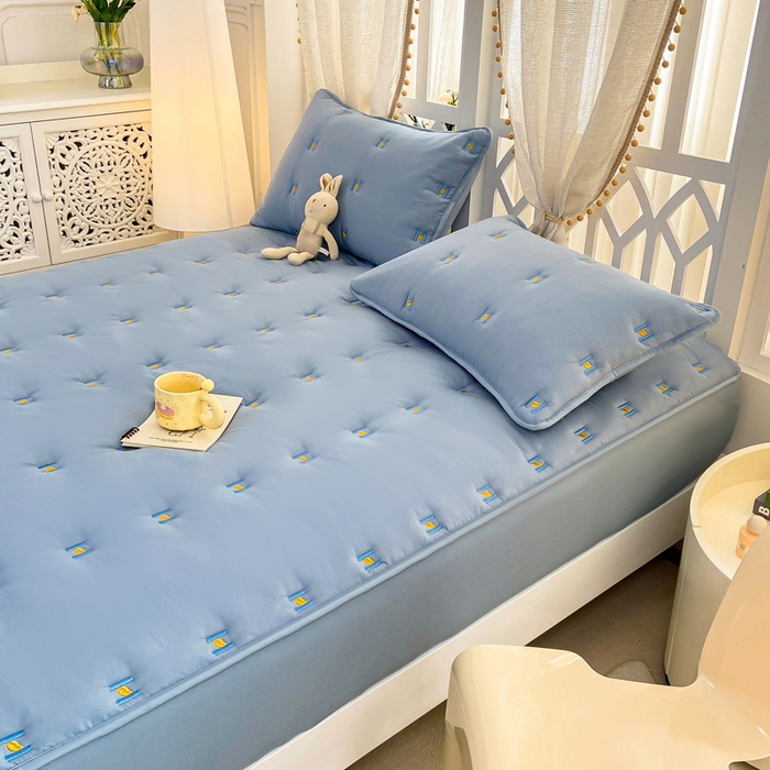 91家纺网 家纺一手货源 找家纺 安逸恋 2025新款简约新疆棉花单床笠床笠单件单品床笠 深蓝