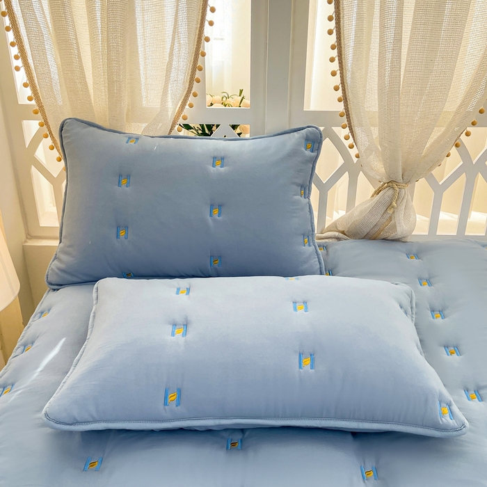 91家纺网 家纺一手货源 找家纺 安逸恋 2025新款简约新疆棉花单床笠床笠单件单品床笠 深蓝