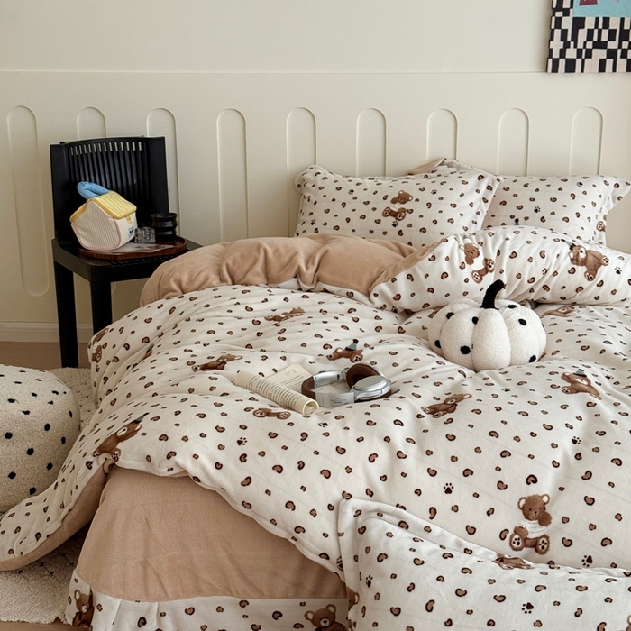 91家纺网 家纺一手货源 找家纺 （总）于果 2025新款牛奶绒印花四件套