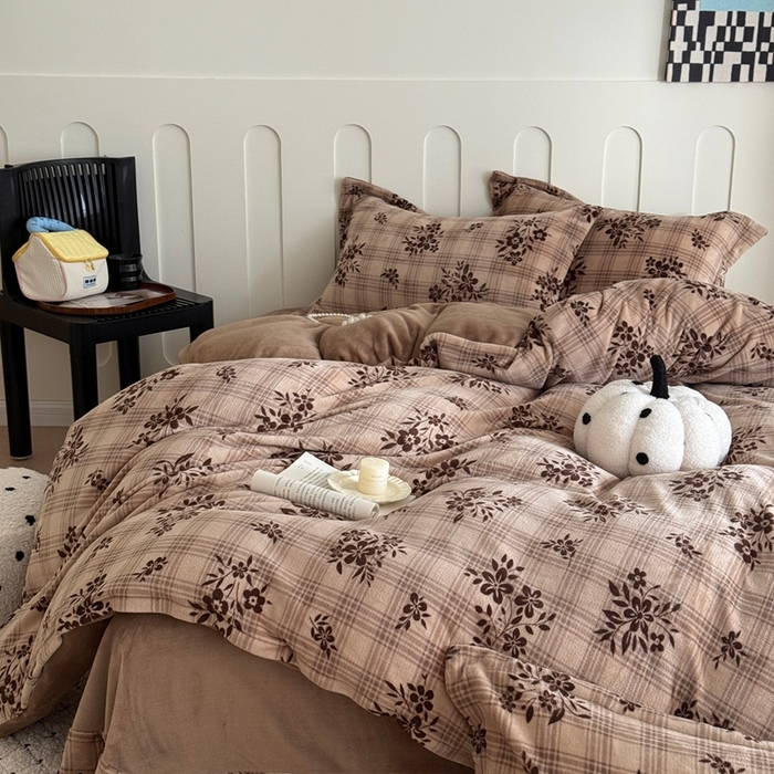 91家纺网 家纺一手货源 找家纺 （总）于果 2025新款牛奶绒印花四件套