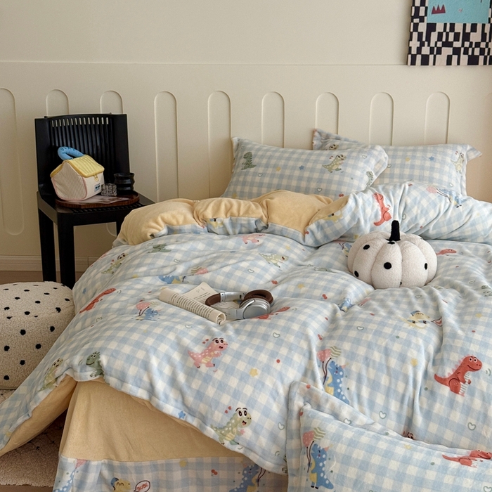 91家纺网 家纺一手货源 找家纺 （总）于果 2025新款牛奶绒印花四件套