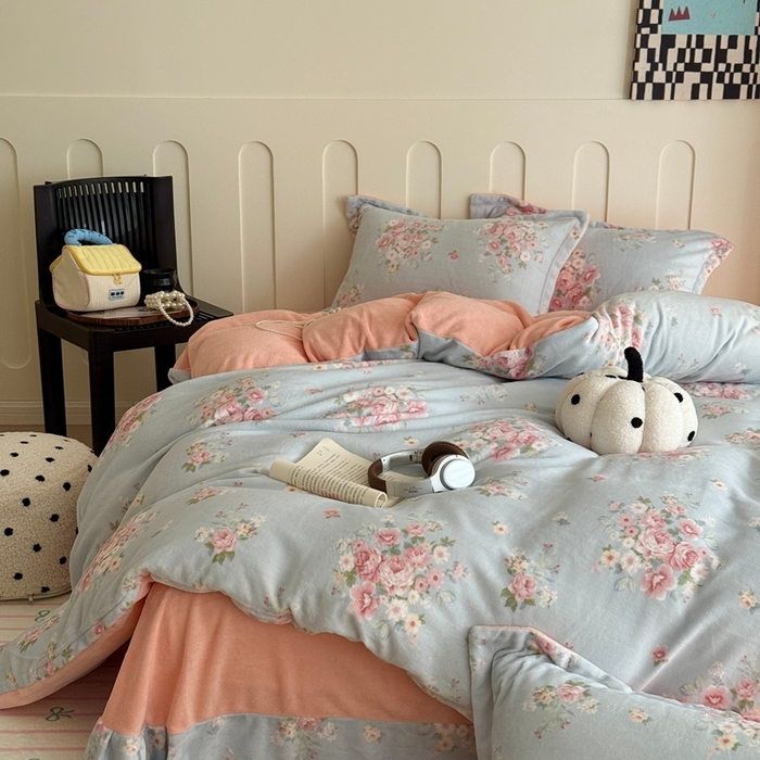 91家纺网 家纺一手货源 找家纺 （总）于果 2025新款牛奶绒印花四件套