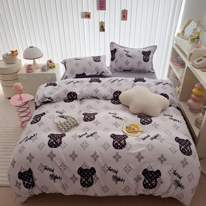 于果 2025新款牛奶绒印花四件套 乖乖熊