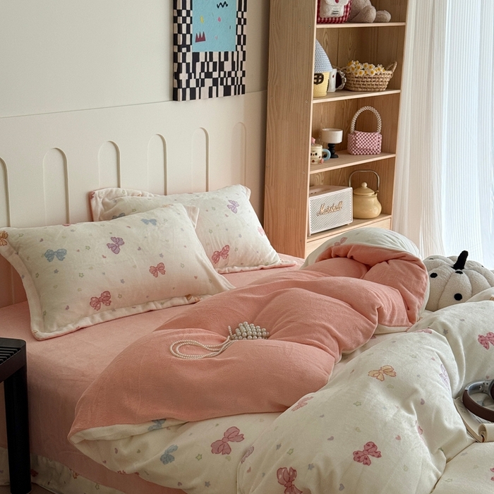 91家纺网 家纺一手货源 找家纺 于果 2025新款牛奶绒印花四件套 蝴蝶星空