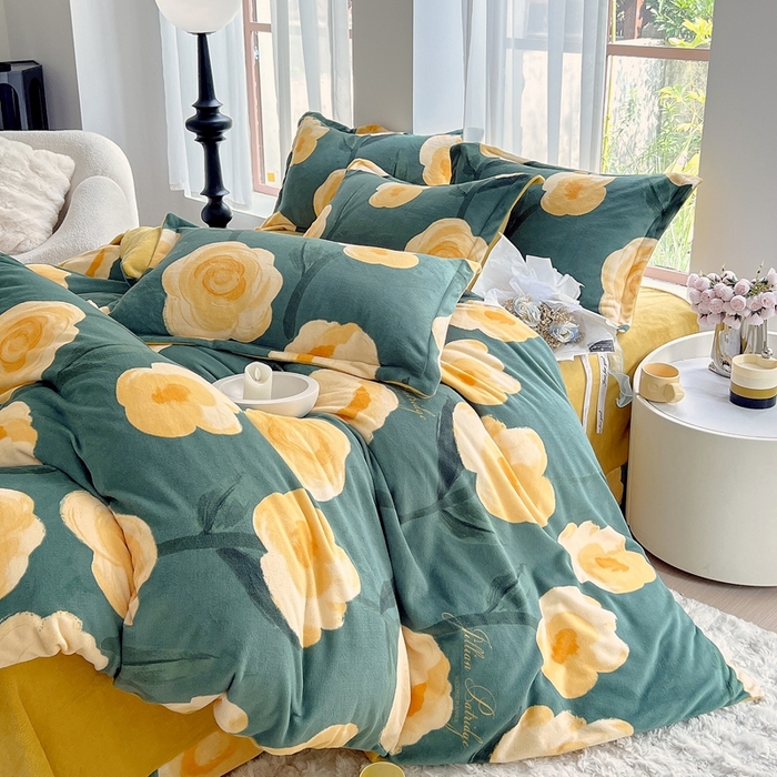 91家纺网 家纺一手货源 找家纺 于果 2025新款牛奶绒印花四件套 花如梦-绿