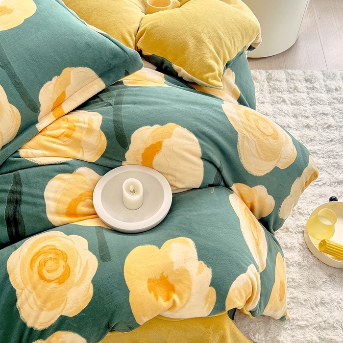 91家纺网 家纺一手货源 找家纺 于果 2025新款牛奶绒印花四件套 花如梦-绿