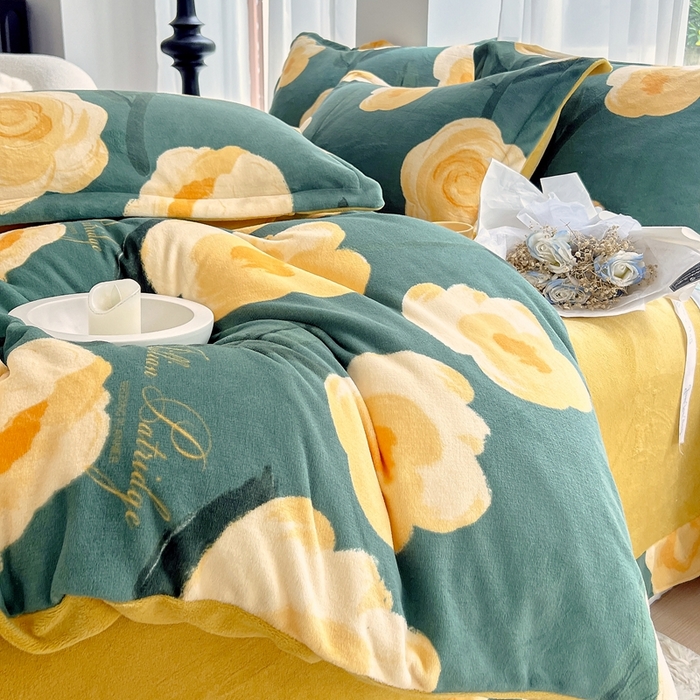 91家纺网 家纺一手货源 找家纺 于果 2025新款牛奶绒印花四件套 花如梦-绿