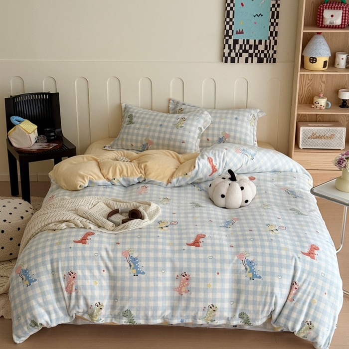 91家纺网 家纺一手货源 找家纺 于果 2025新款牛奶绒印花四件套 恐龙乐园