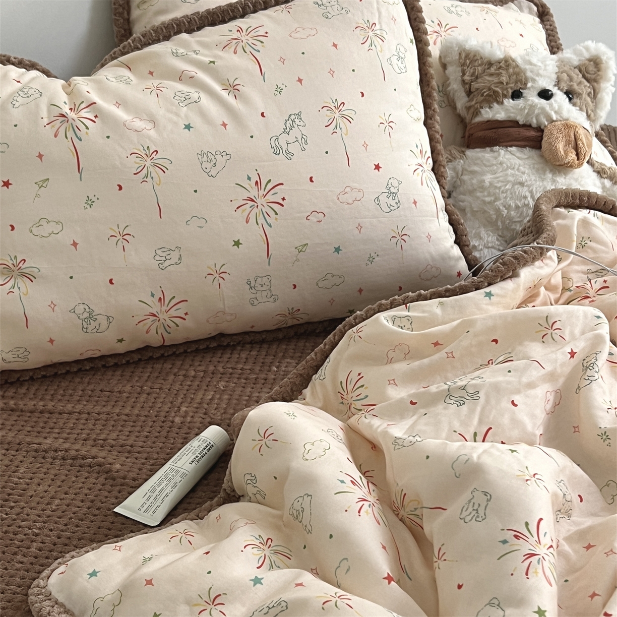 91家纺网 家纺一手货源 找家纺 荣轩 2025秋冬必备新品棉加绒华夫格提花绒工艺款四件套（铺床版） 马上好运