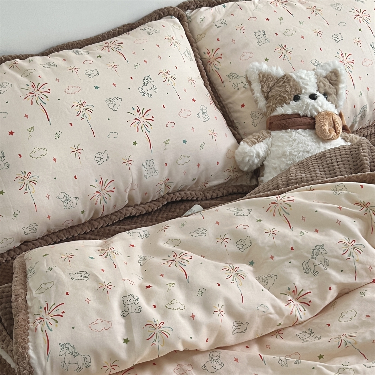 91家纺网 家纺一手货源 找家纺 荣轩 2025秋冬必备新品棉加绒华夫格提花绒工艺款四件套（铺床版） 马上好运