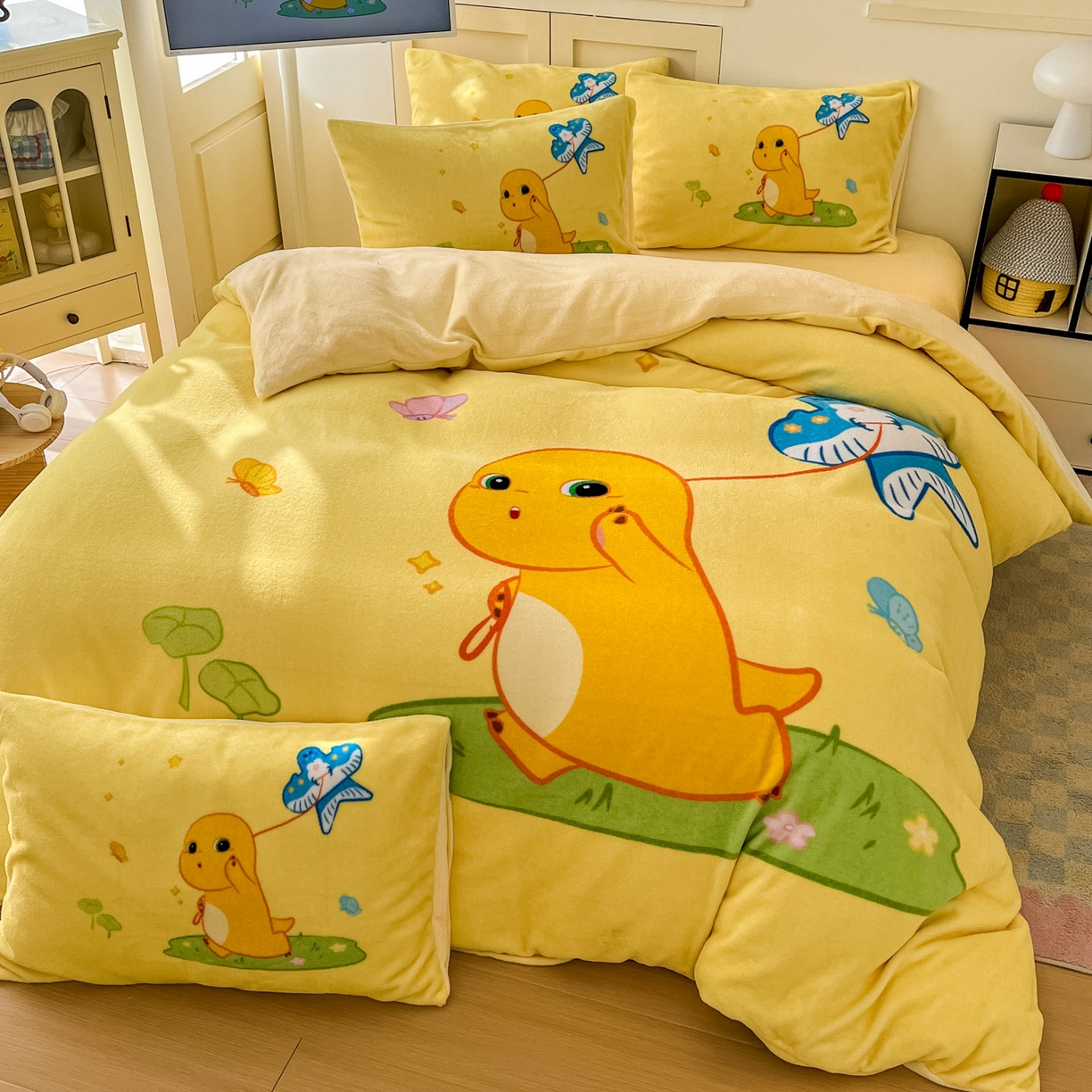 91家纺网 家纺一手货源 找家纺 （总）浩诚 2025秋冬新款高克重牛奶绒大版卡通四件套