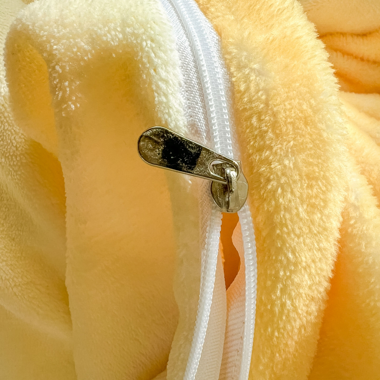 91家纺网 家纺一手货源 找家纺 浩诚 2025秋冬新款高克重牛奶绒大版卡通四件套 冬日暖暖