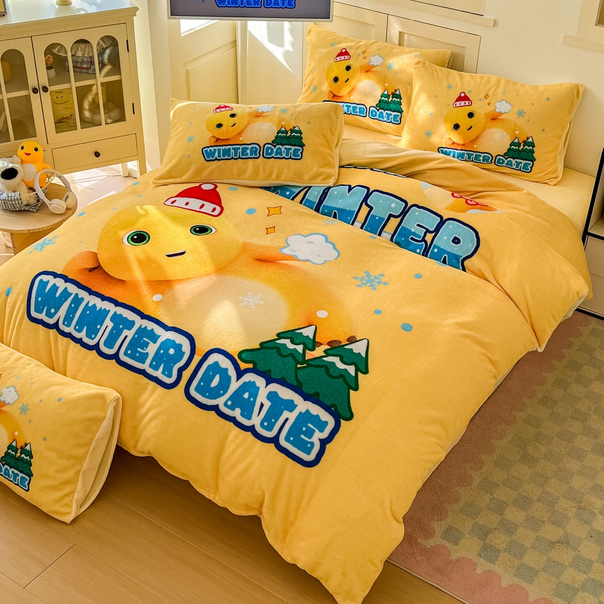 91家纺网 家纺一手货源 找家纺 浩诚 2025秋冬新款高克重牛奶绒大版卡通四件套 冬日暖暖