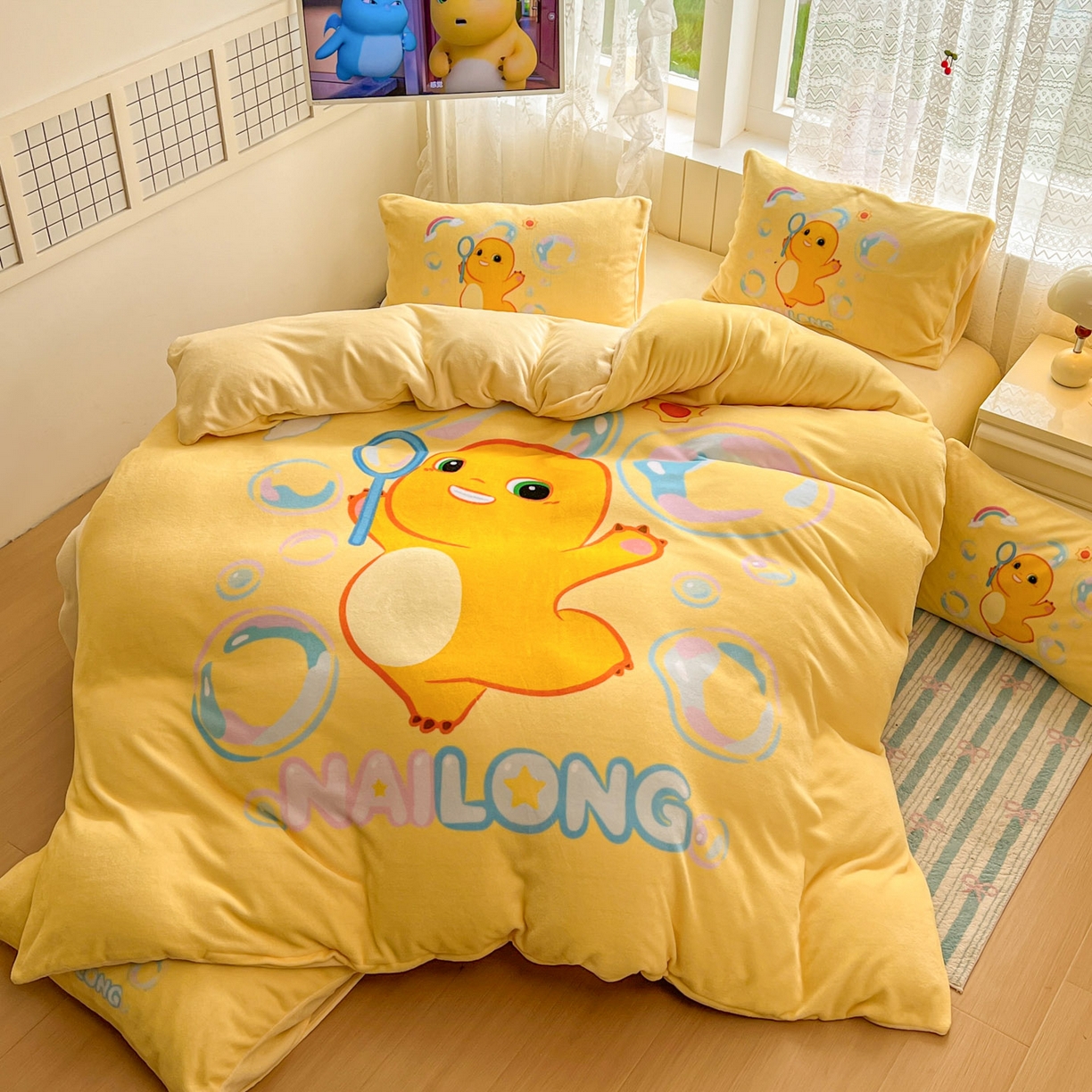 91家纺网 家纺一手货源 找家纺 浩诚 2025秋冬新款高克重牛奶绒大版卡通四件套 小奶龙