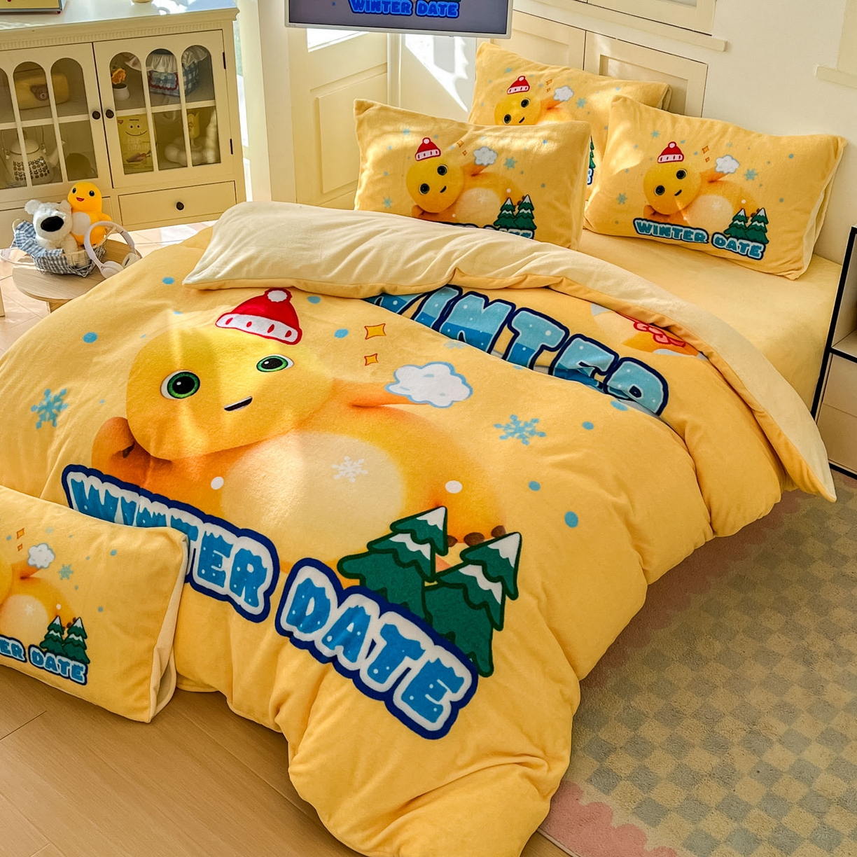 91家纺网 家纺一手货源 找家纺 浩诚 2025秋冬新款高克重牛奶绒大版卡通四件套 冬日暖暖