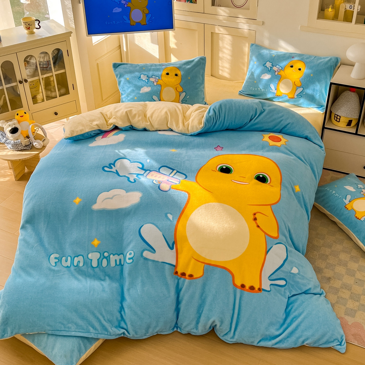 91家纺网 家纺一手货源 找家纺 浩诚 2025秋冬新款高克重牛奶绒大版卡通四件套 快乐狂欢