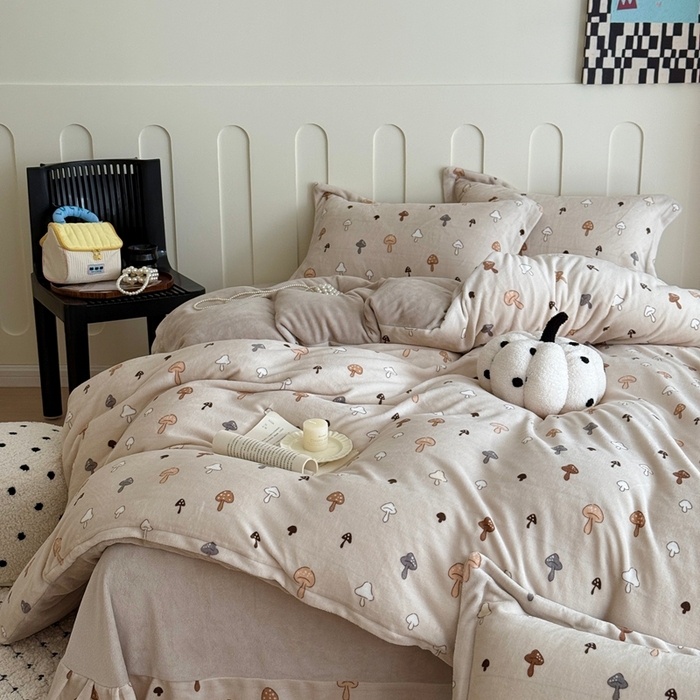 于果 2025新款牛奶绒印花四件套 蘑菇