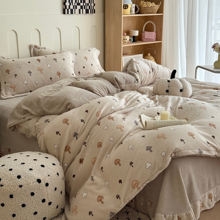 91家纺网 家纺一手货源 找家纺 于果 2025新款牛奶绒印花四件套 蘑菇