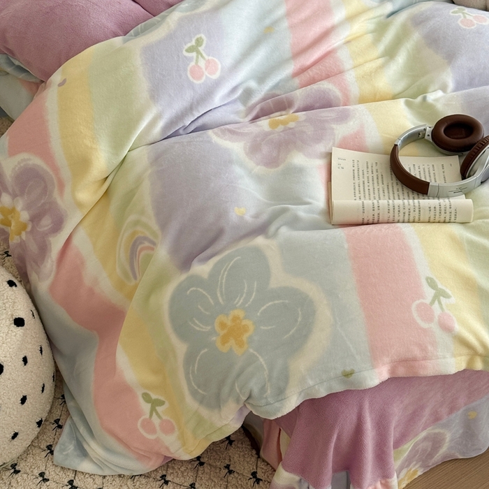 91家纺网 家纺一手货源 找家纺 于果 2025新款牛奶绒印花四件套 七彩花梦