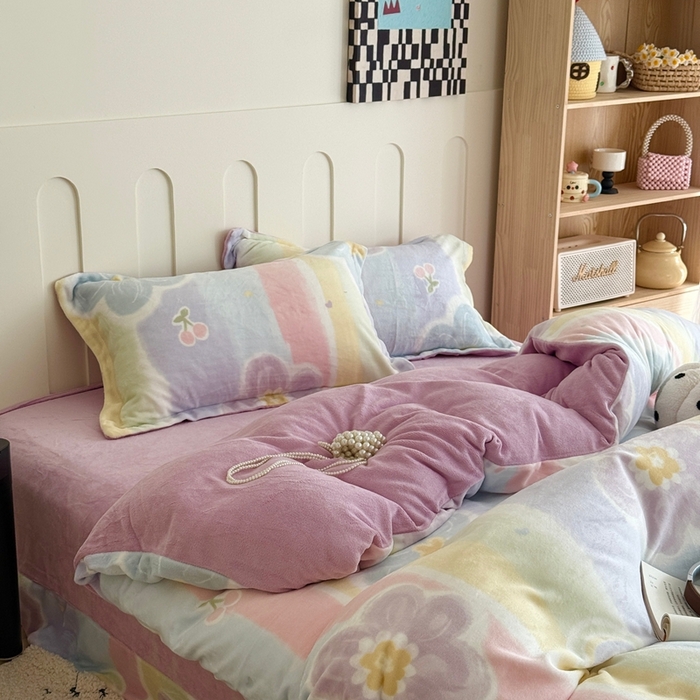 91家纺网 家纺一手货源 找家纺 于果 2025新款牛奶绒印花四件套 七彩花梦