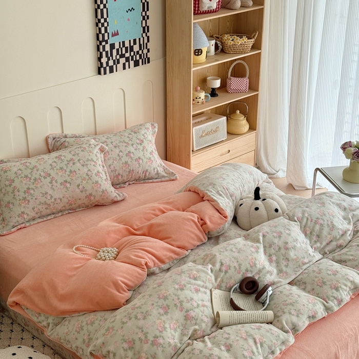 91家纺网 家纺一手货源 找家纺 于果 2025新款牛奶绒印花四件套 温馨花语-绿