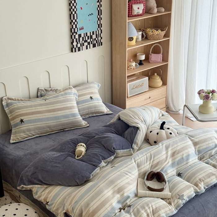 91家纺网 家纺一手货源 找家纺 于果 2025新款牛奶绒印花四件套 星动旋律