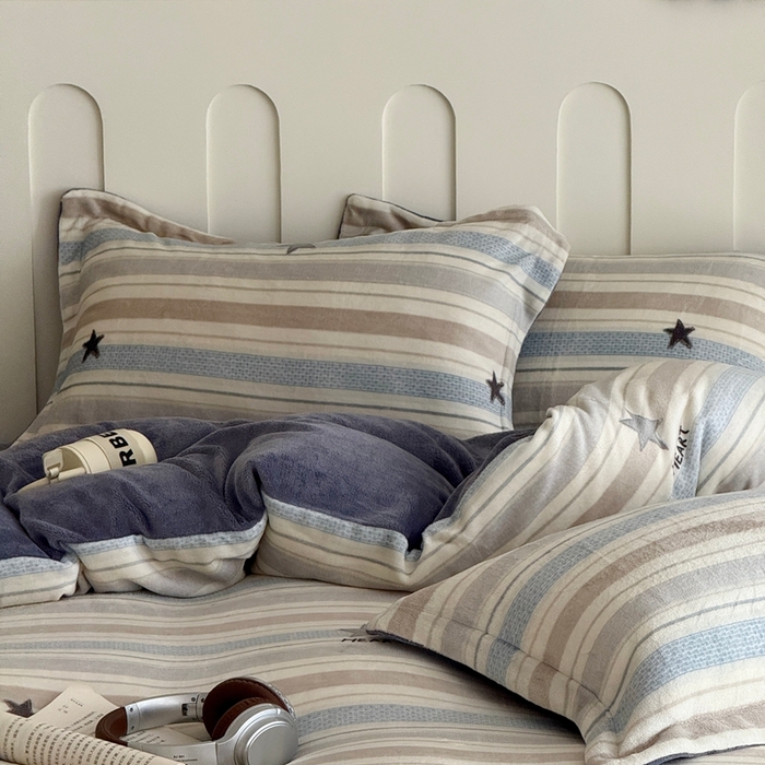 91家纺网 家纺一手货源 找家纺 于果 2025新款牛奶绒印花四件套 星动旋律