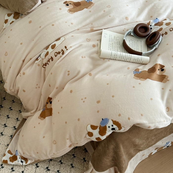 91家纺网 家纺一手货源 找家纺 于果 2025新款牛奶绒印花四件套 幸福伴侣