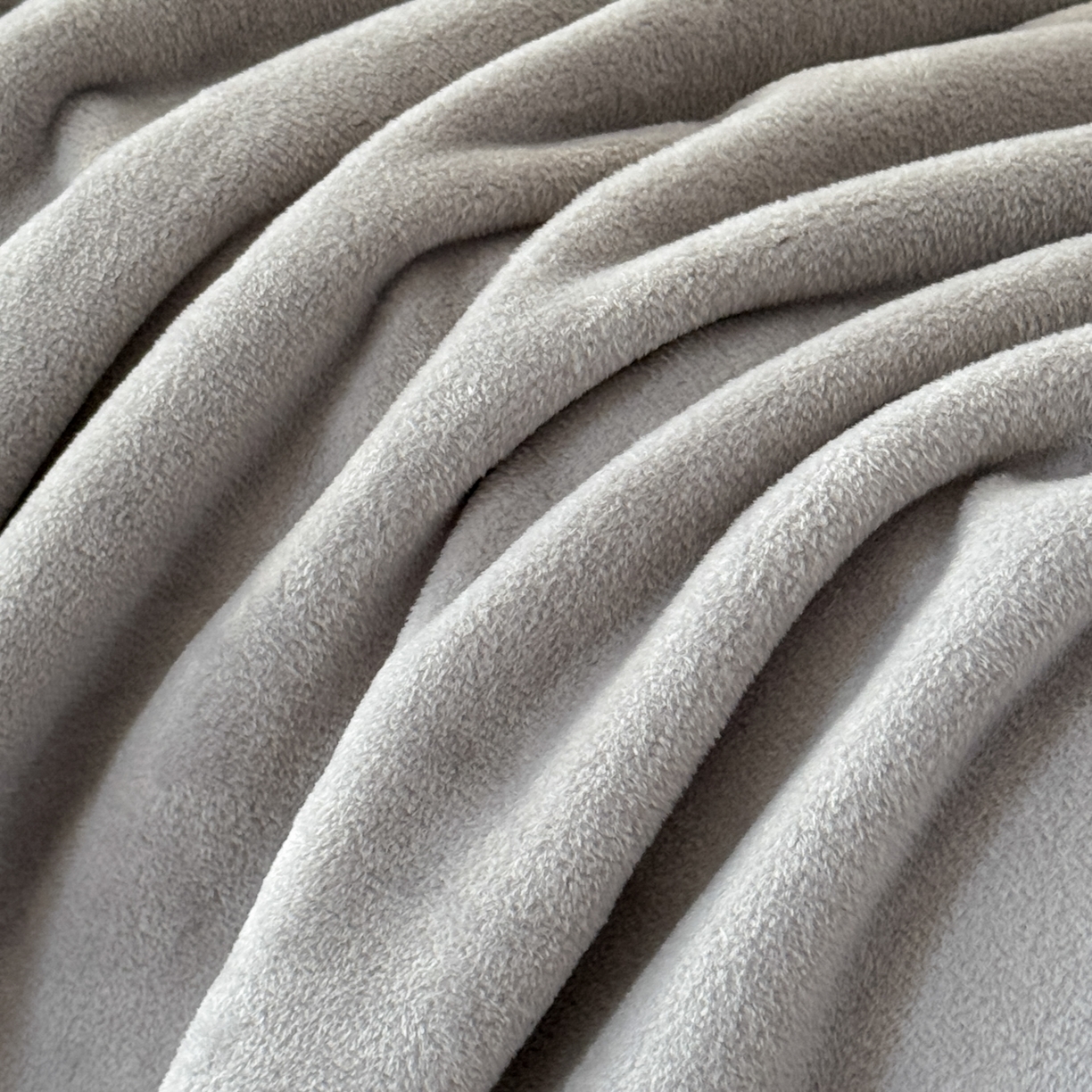 91家纺网 家纺一手货源 找家纺 金喜 2025新款双面仿羊绒多功能毯盖毯 毯子毛毯 气质灰