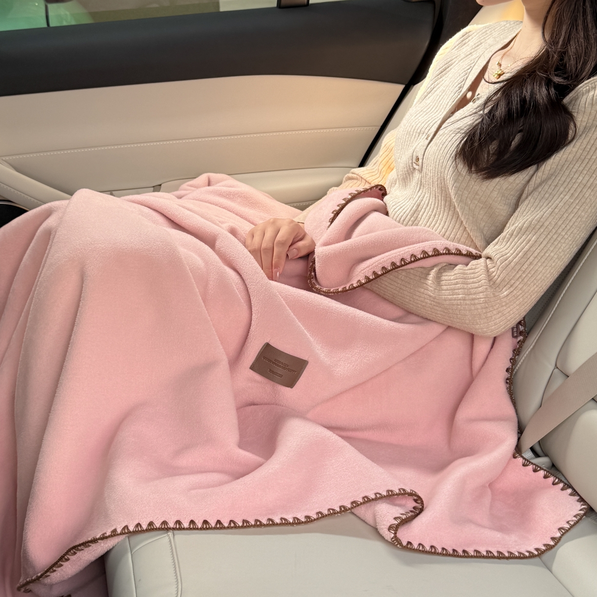 91家纺网 家纺一手货源 找家纺 金喜 2025新款双面仿羊绒多功能毯盖毯 毯子毛毯 浅粉