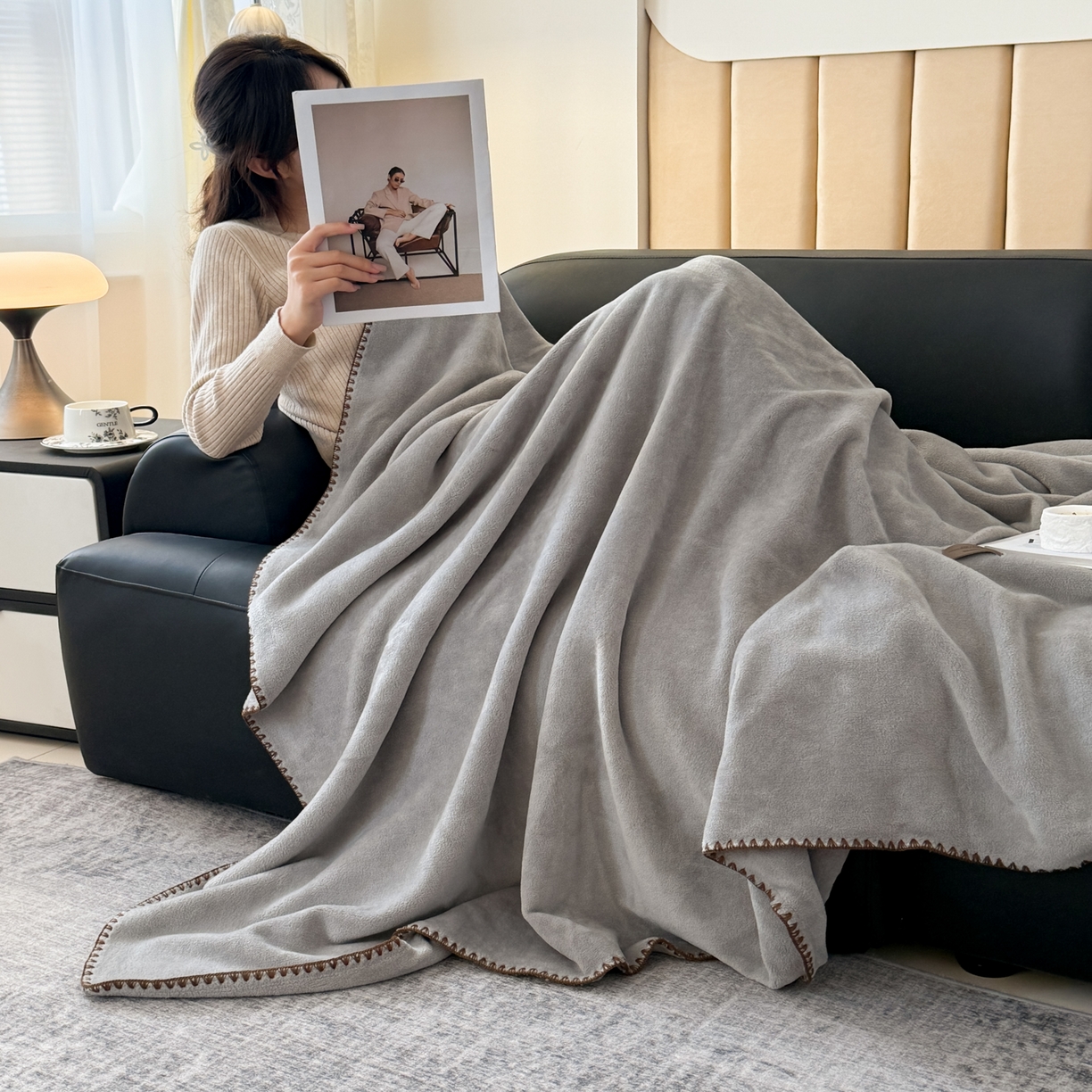 91家纺网 家纺一手货源 找家纺 金喜 2025新款双面仿羊绒多功能毯盖毯 毯子毛毯 气质灰
