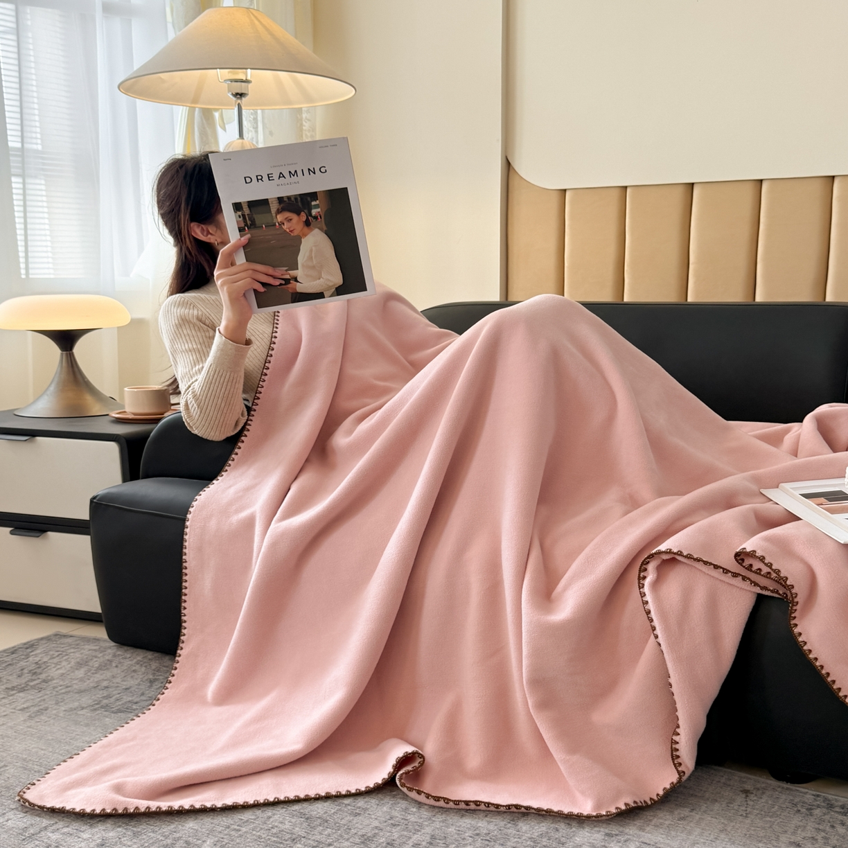 91家纺网 家纺一手货源 找家纺 金喜 2025新款双面仿羊绒多功能毯盖毯 毯子毛毯 浅粉