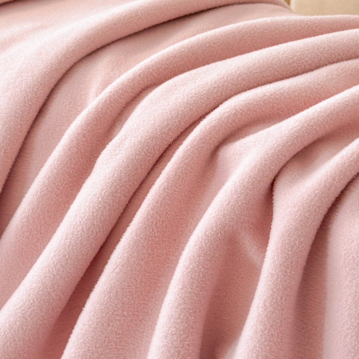 91家纺网 家纺一手货源 找家纺 金喜 2025新款双面仿羊绒多功能毯盖毯 毯子毛毯 浅粉