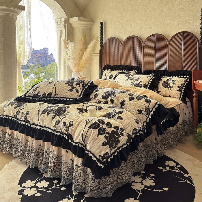 91家纺网 家纺一手货源 找家纺 虹星家纺 2025新款雕花牛奶绒床裙四件套-花溪系列 花溪-奶油黄