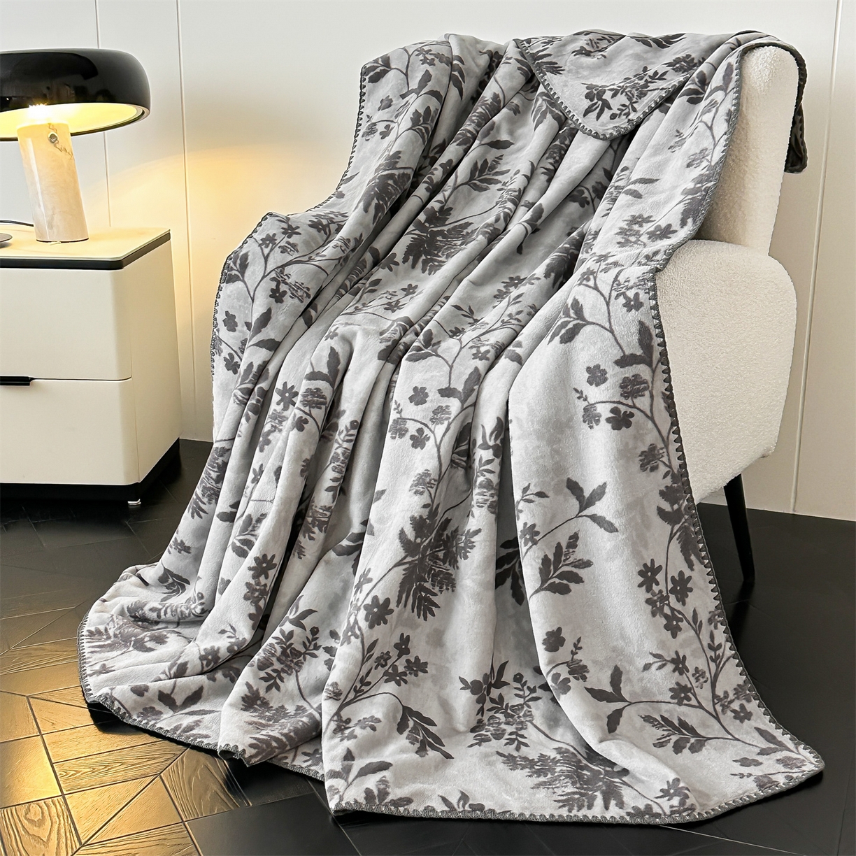 91家纺网 家纺一手货源 找家纺 （总）安力森/诚臻酒店用品 2025新款天竺绒数码印花轻奢盖毯